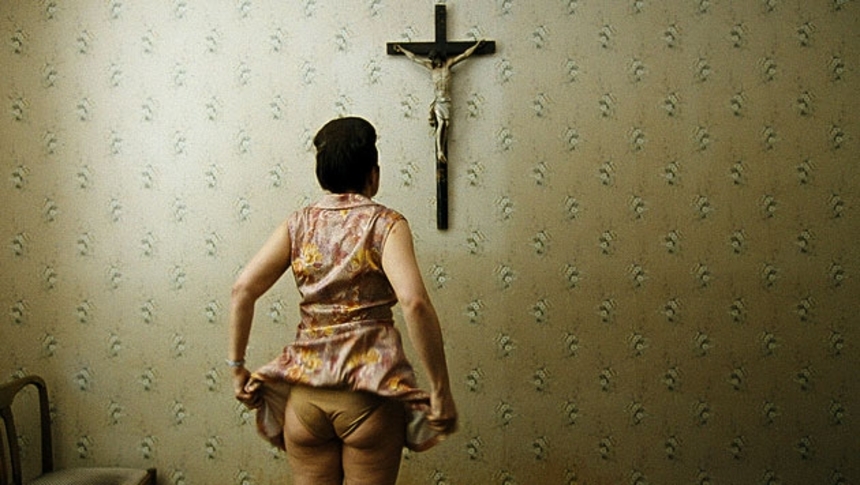Review: Baring Body And Soul In Ulrich Seidl's PARADISE: FAITH